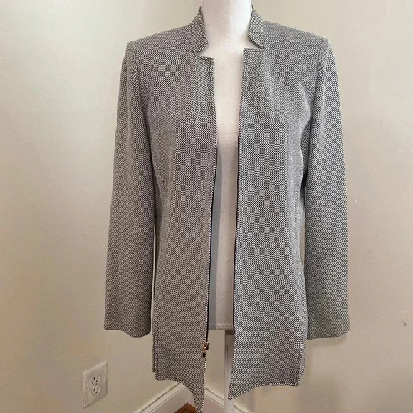 St. John Collection Evening Tweed Pattern Blazer Zip Front Cardigan Size 12 - Picture 7 of 8